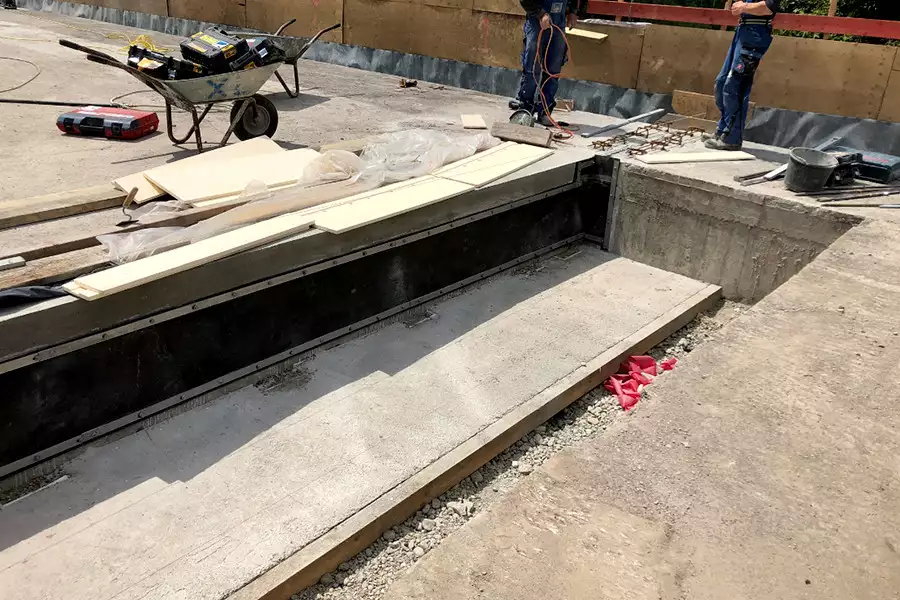 Fugenabdeckung: Baustellenabbildung 2 Fugenabdeckung: Baustellenabbildung 2